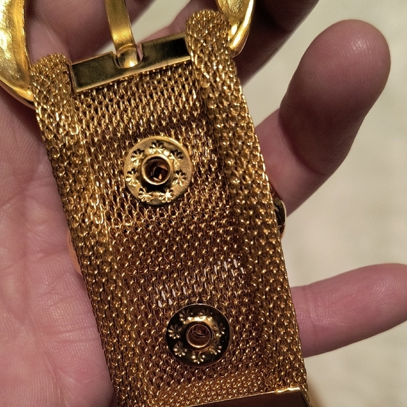 Vintage Gold Mesh Belt. Size Large. Great Condition. - Picture 7 of 9